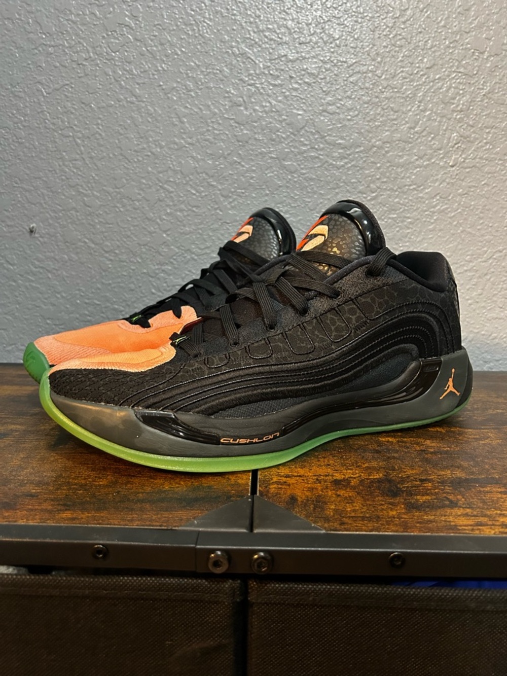 Luka 4 “Safari”